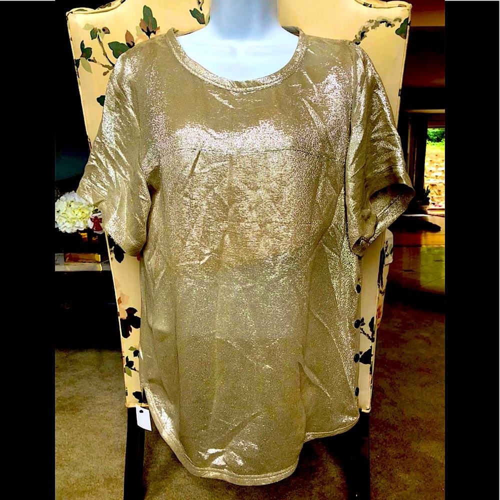 Vionnet golden silk lame blouse. Made in Italy.